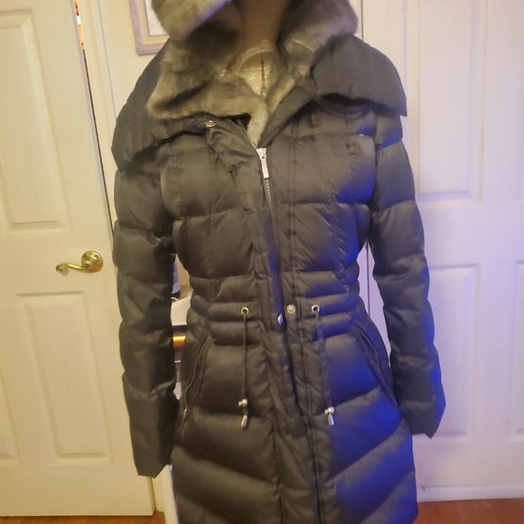 Laundry by Shelli Segal Puffer Jacket - Picture 3 of 16